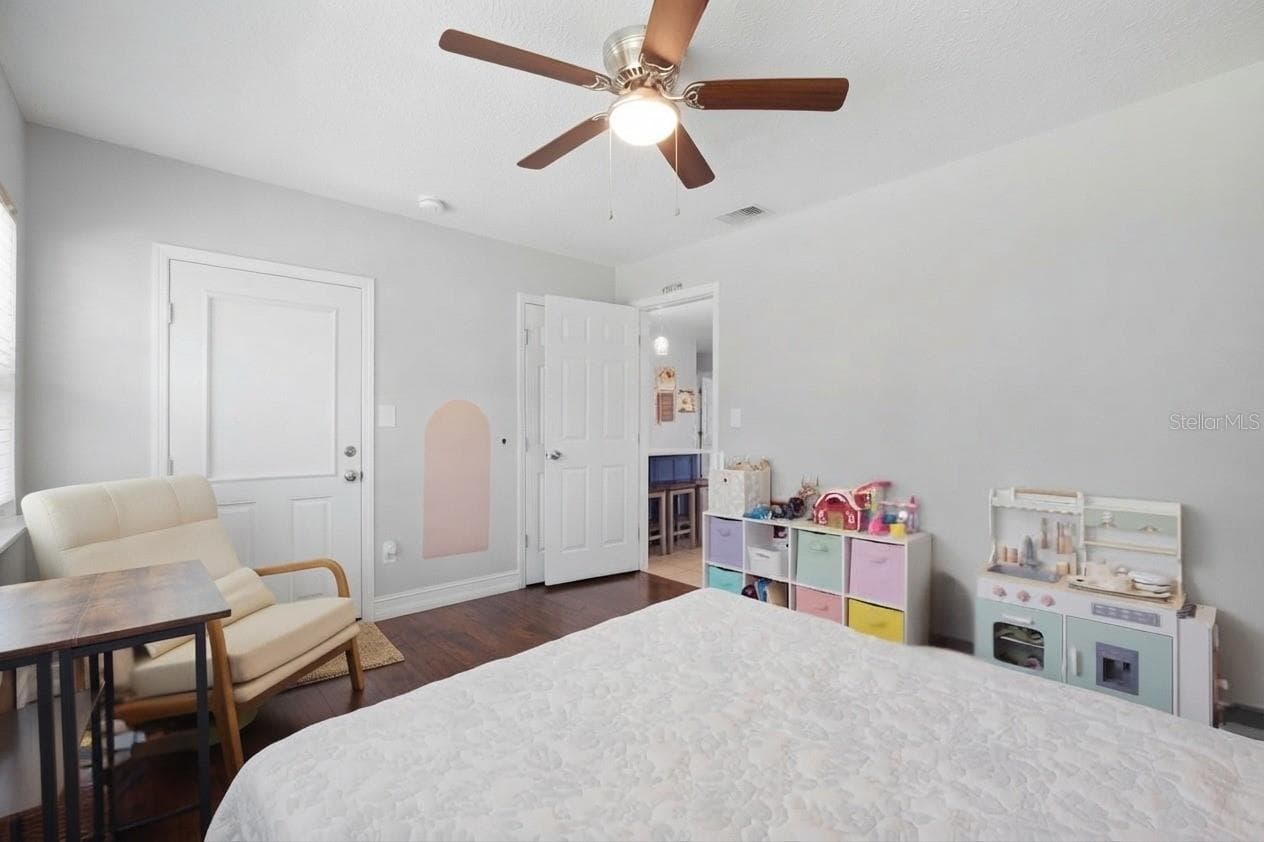 Single Family Residence at 345 CANNON ST, LAKELAND, photo 14 of 37