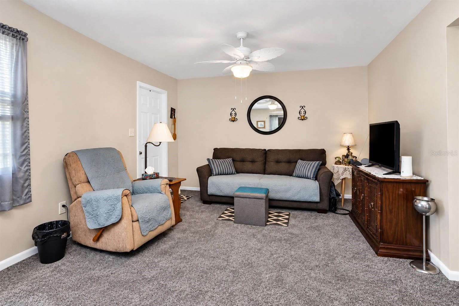 Villa at 30 DESERT CANDLE CIR, LEHIGH ACRES, photo 3 of 20