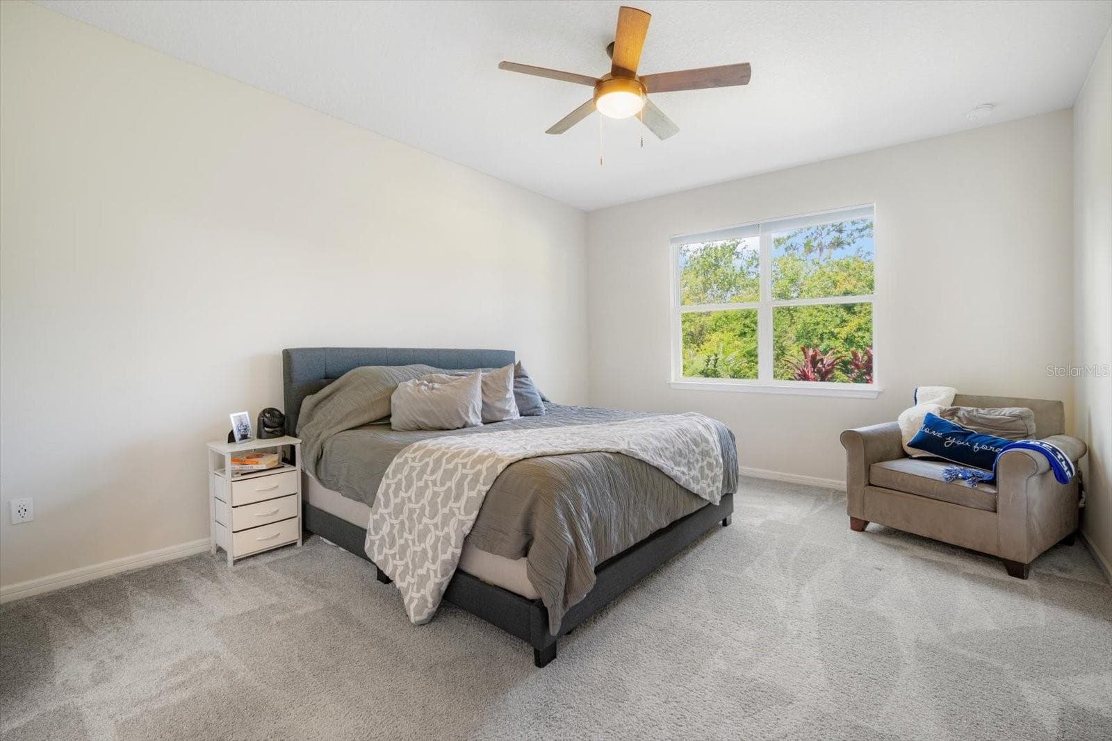 Single Family Residence at 13157 PEACHLEAF AVE, RIVERVIEW, photo 9 of 24
