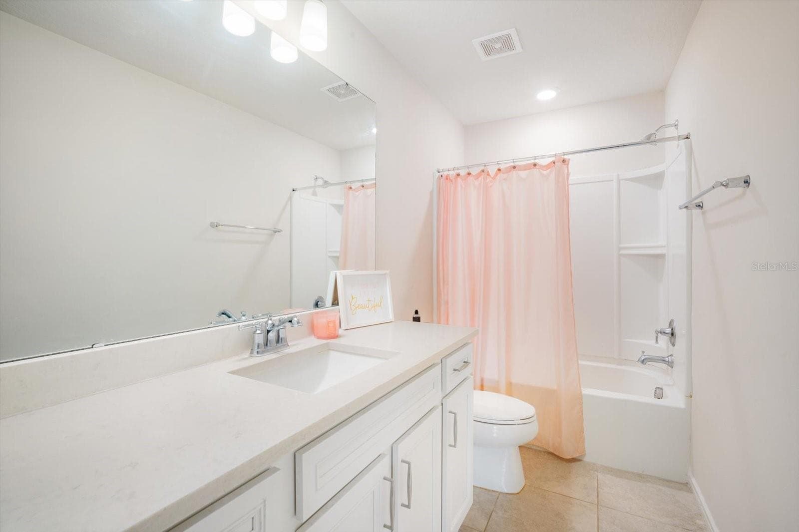 Single Family Residence at 13157 PEACHLEAF AVE, RIVERVIEW, photo 16 of 24