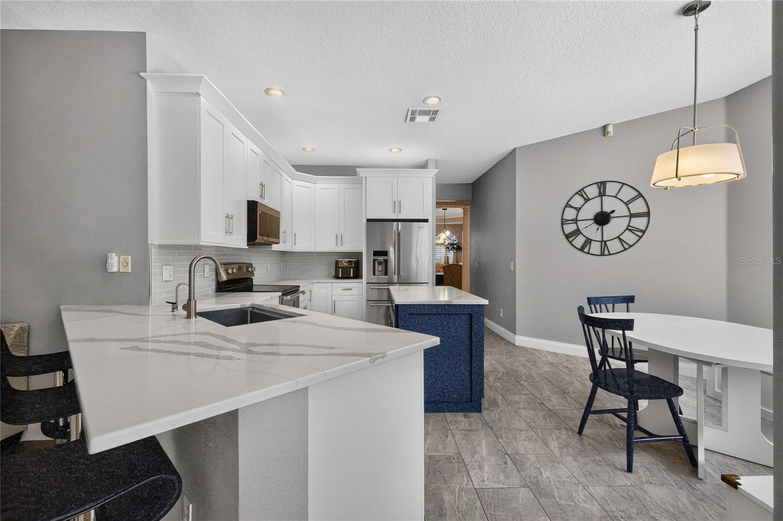 Single Family Residence at 460 ALINOLE LOOP, LAKE MARY, photo 4 of 47