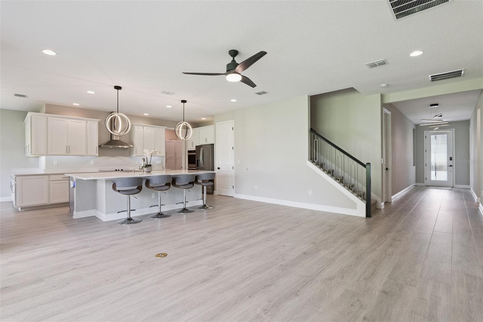 Single Family Residence at 5074 BREEZY ACRES ST, WINTER GARDEN, photo 6 of 63