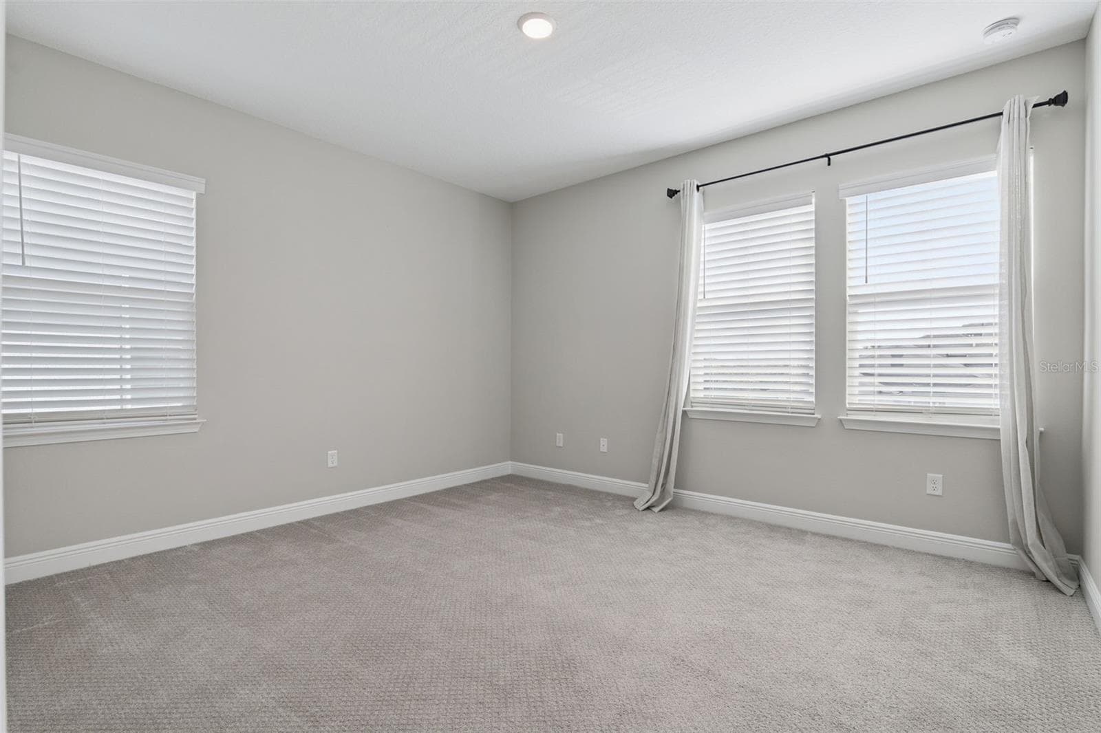 Single Family Residence at 5074 BREEZY ACRES ST, WINTER GARDEN, photo 22 of 63