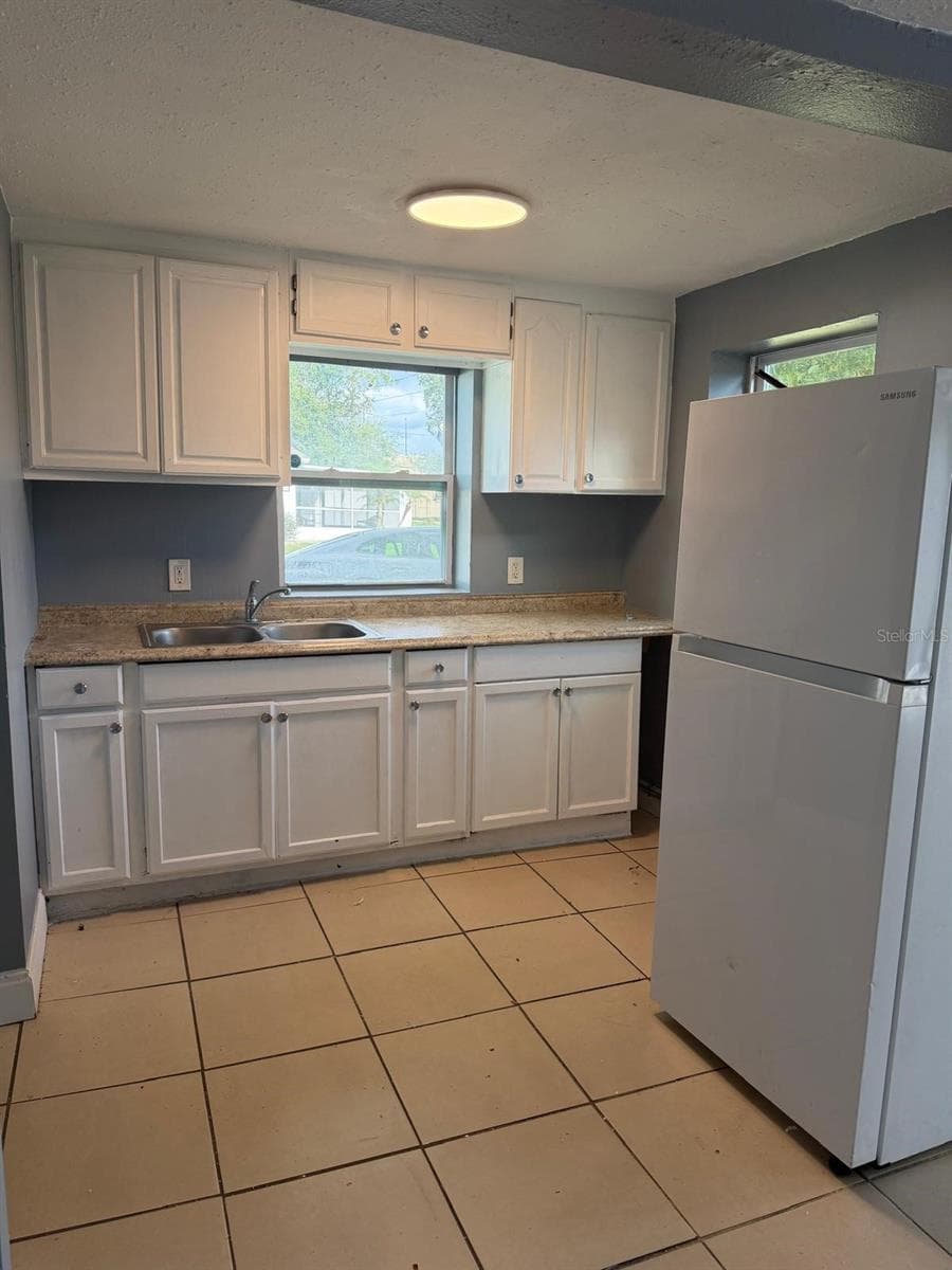 Kitchen - 701 23RD ST, ORLANDO