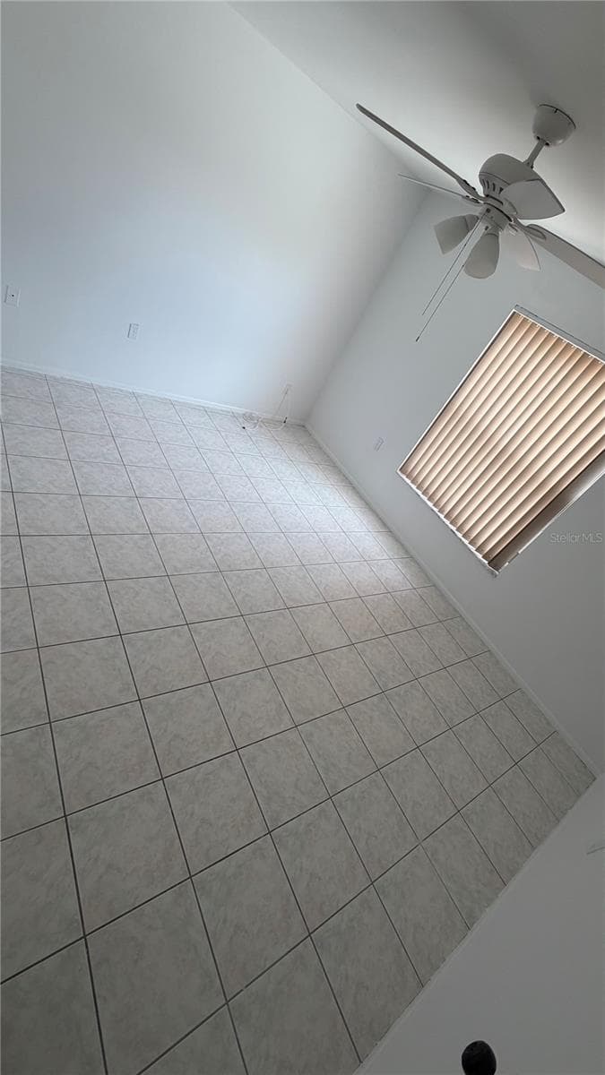 Single Family Residence at 8345 FOX HOLLOW DR, PORT RICHEY, photo 10 of 18