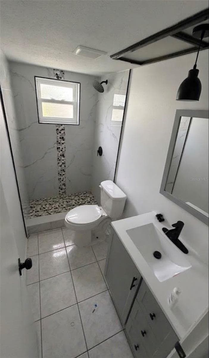 Single Family Residence at 8345 FOX HOLLOW DR, PORT RICHEY, photo 14 of 18