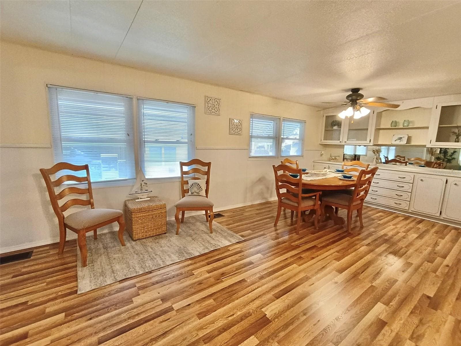 Mobile Home at 115 GARDENIA WAY, LEESBURG, photo 15 of 70