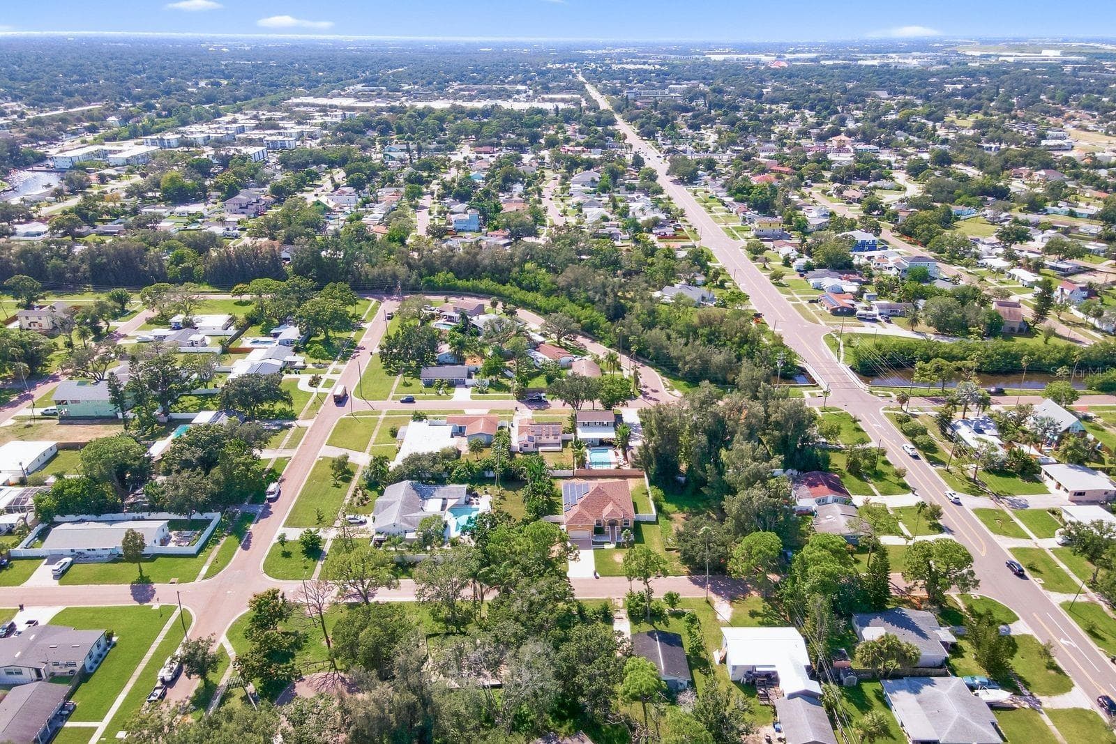 Single Family Residence at 8143 OVERLOOK PL NE, ST PETERSBURG, photo 20 of 22
