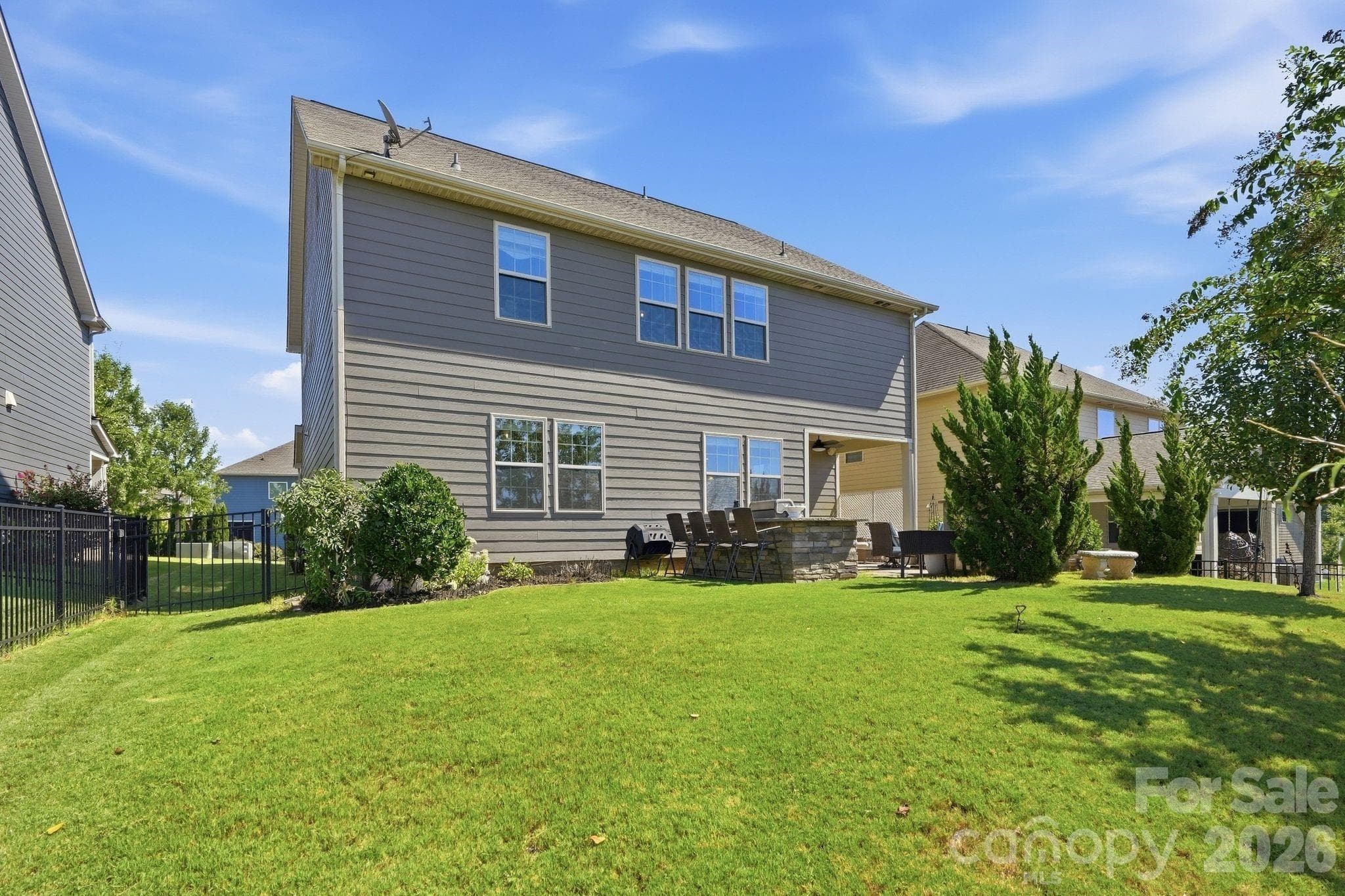 Single Family Residence at 7013 Hamilton Mill Drive, Waxhaw, photo 28 of 38