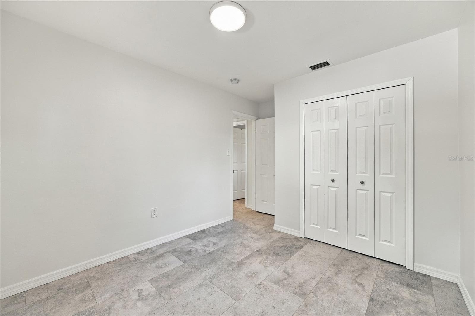 Single Family Residence at 7557 18TH AVE N, ST PETERSBURG, photo 20 of 36