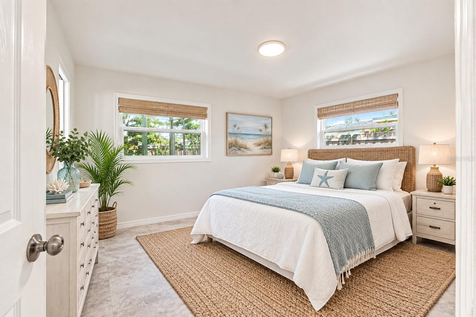 Virtual staging - 7557 18TH AVE N, ST PETERSBURG