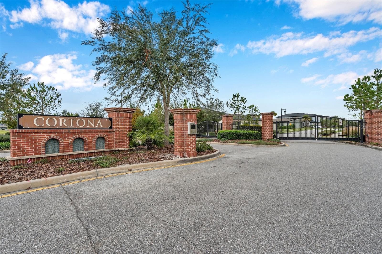 Single Family Residence at 28907 REVARO LN, WESLEY CHAPEL, photo 71 of 100