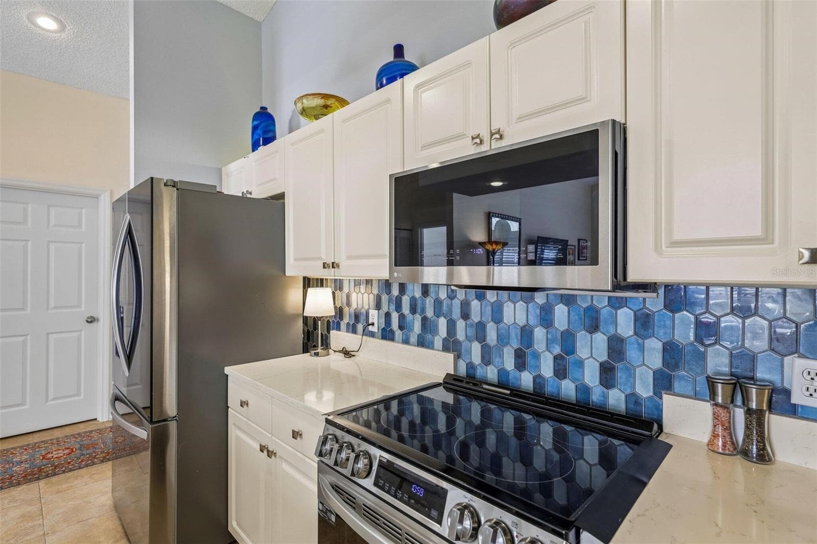 Condominium at 7266 ELEANOR CIR #203, SARASOTA, photo 13 of 33