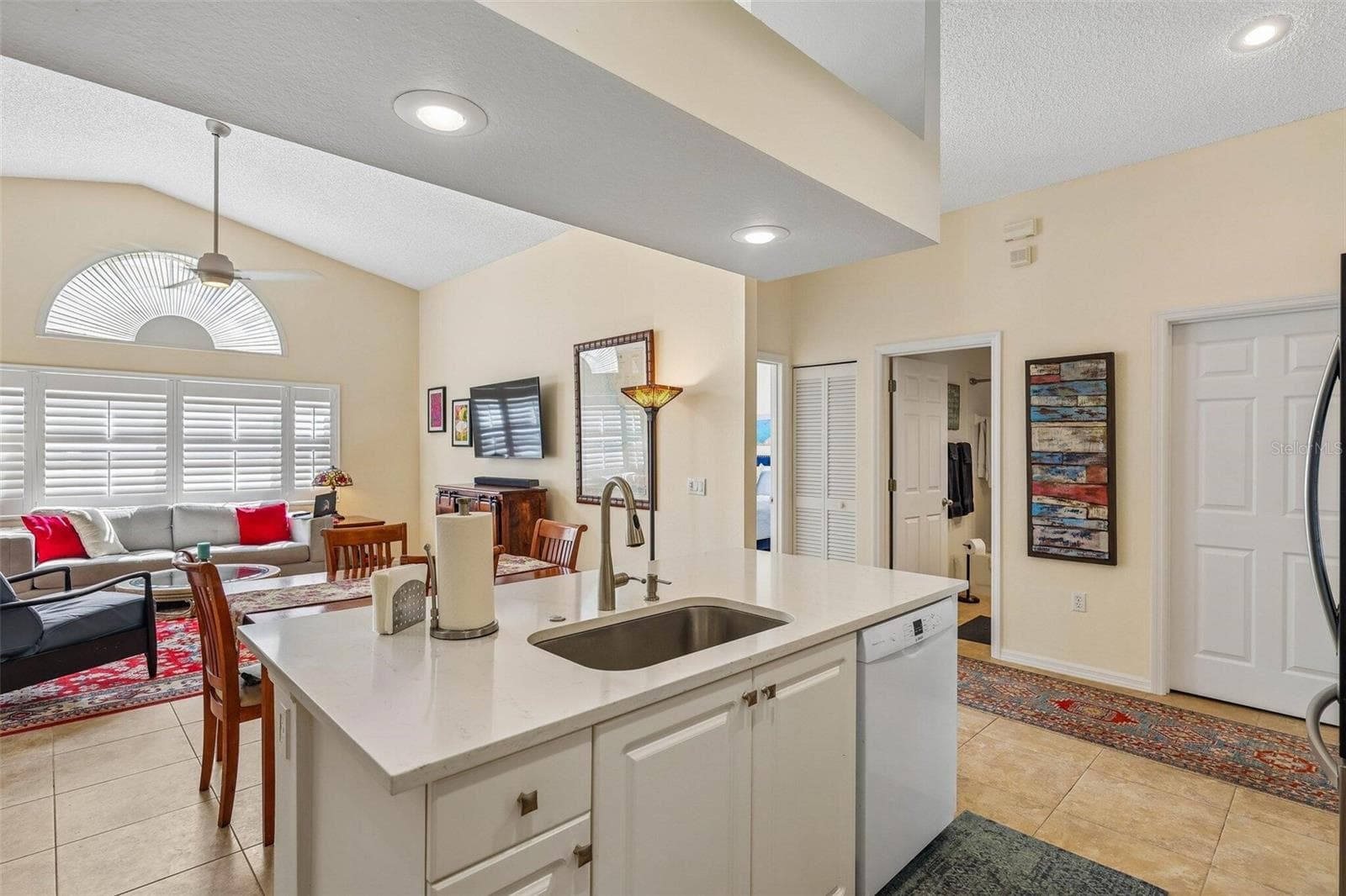 Condominium at 7266 ELEANOR CIR #203, SARASOTA, photo 14 of 33