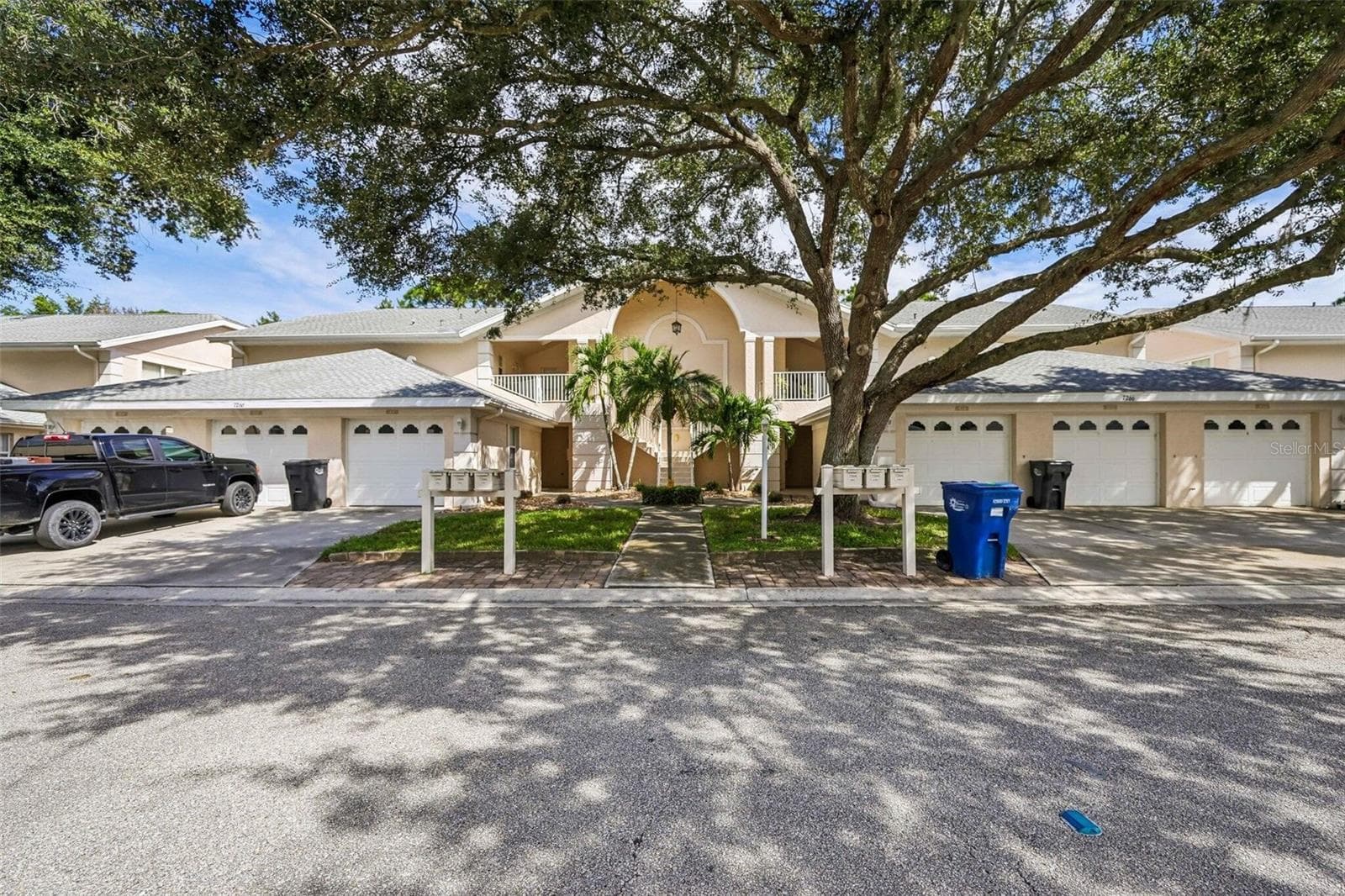 Condominium at 7266 ELEANOR CIR #203, SARASOTA, photo 29 of 33