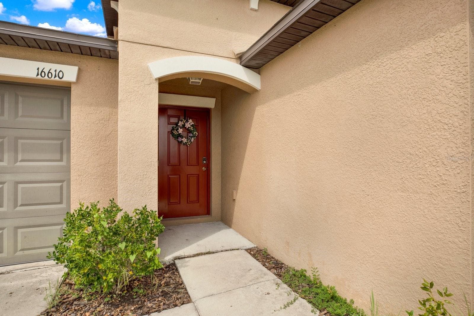 Single Family Residence at 16610 DELIA ST, WIMAUMA, photo 3 of 34