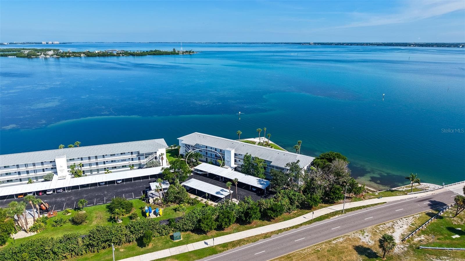 Condominium at 777 JOHN RINGLING BLVD #2, SARASOTA, photo 3 of 64
