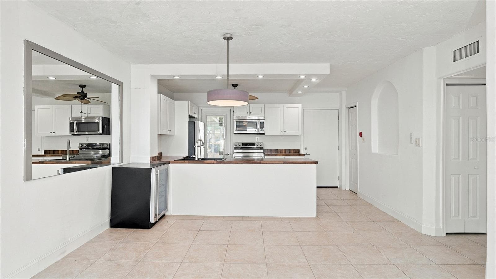 Condominium at 777 JOHN RINGLING BLVD #2, SARASOTA, photo 10 of 64
