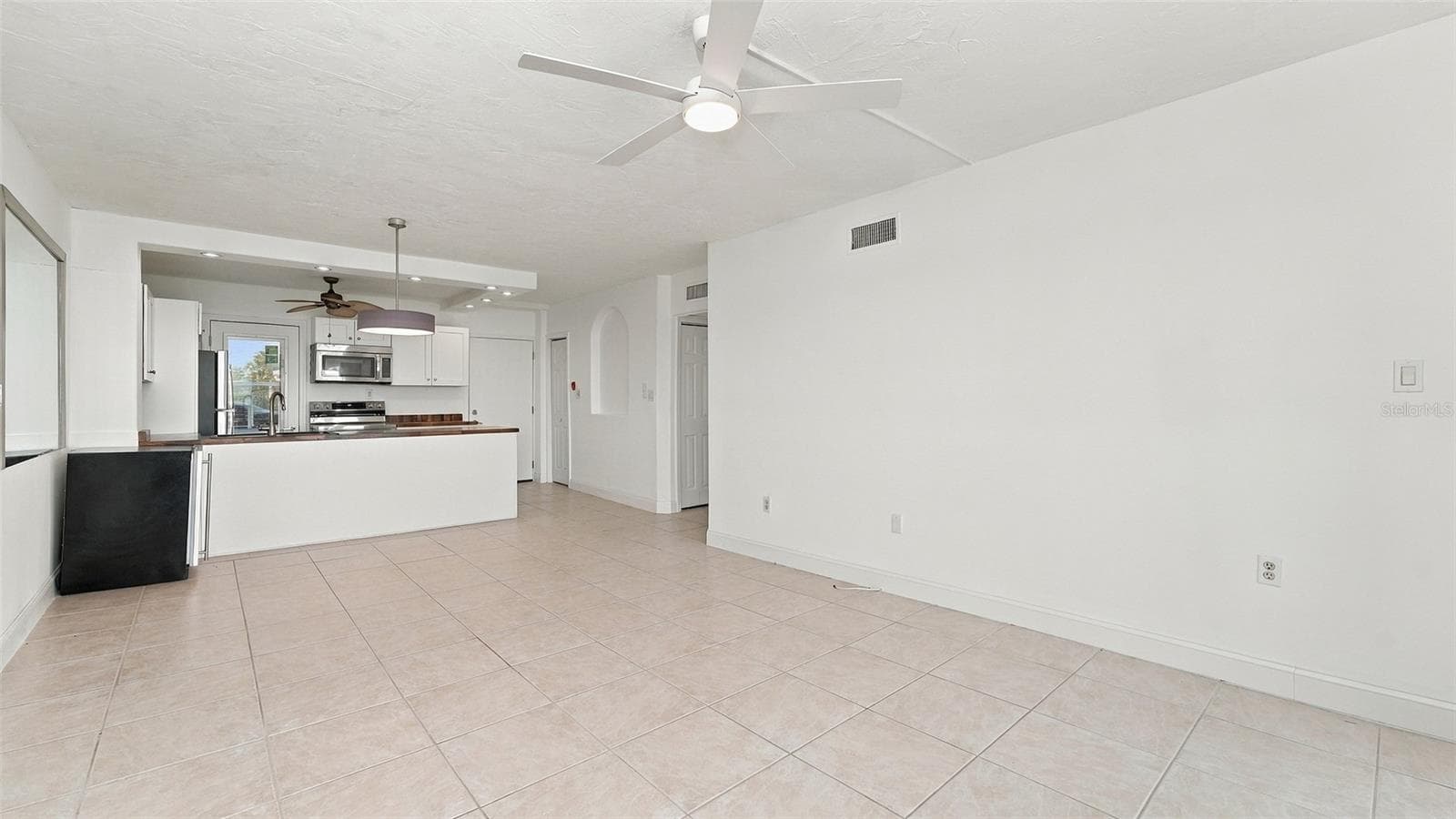 Condominium at 777 JOHN RINGLING BLVD #2, SARASOTA, photo 11 of 64