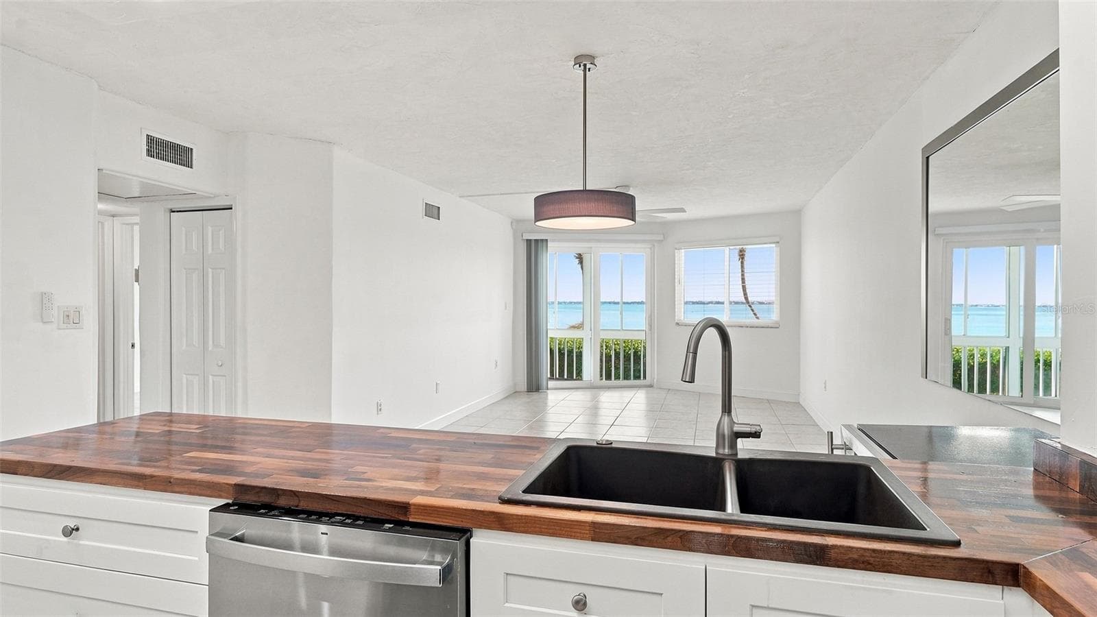 Condominium at 777 JOHN RINGLING BLVD #2, SARASOTA, photo 16 of 64