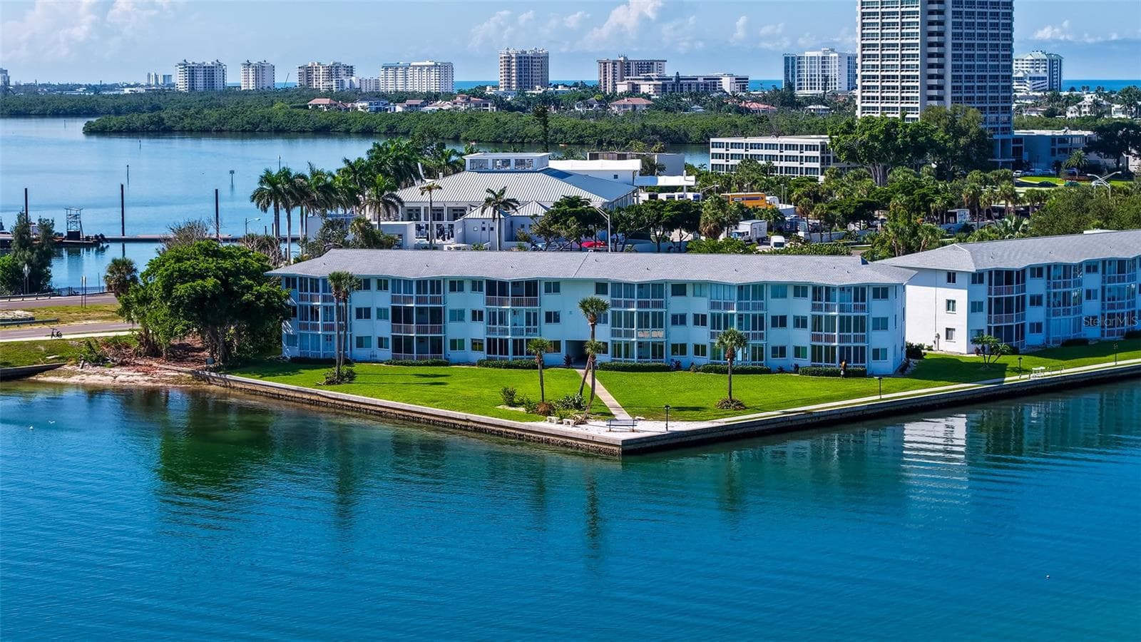 Condominium at 777 JOHN RINGLING BLVD #2, SARASOTA, photo 38 of 64