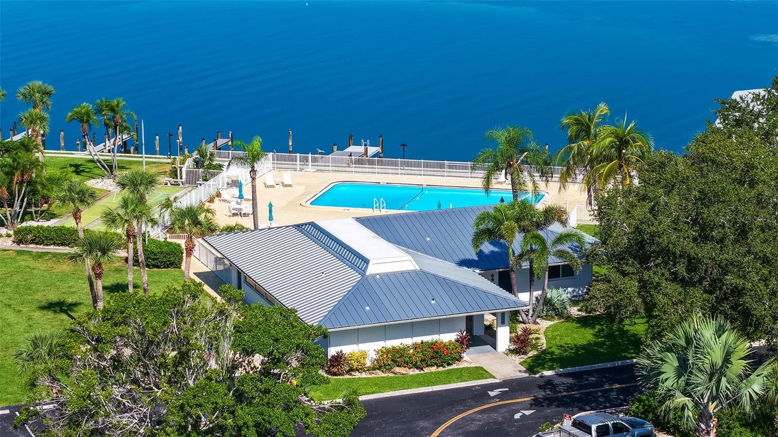 Condominium at 777 JOHN RINGLING BLVD #2, SARASOTA, photo 42 of 64