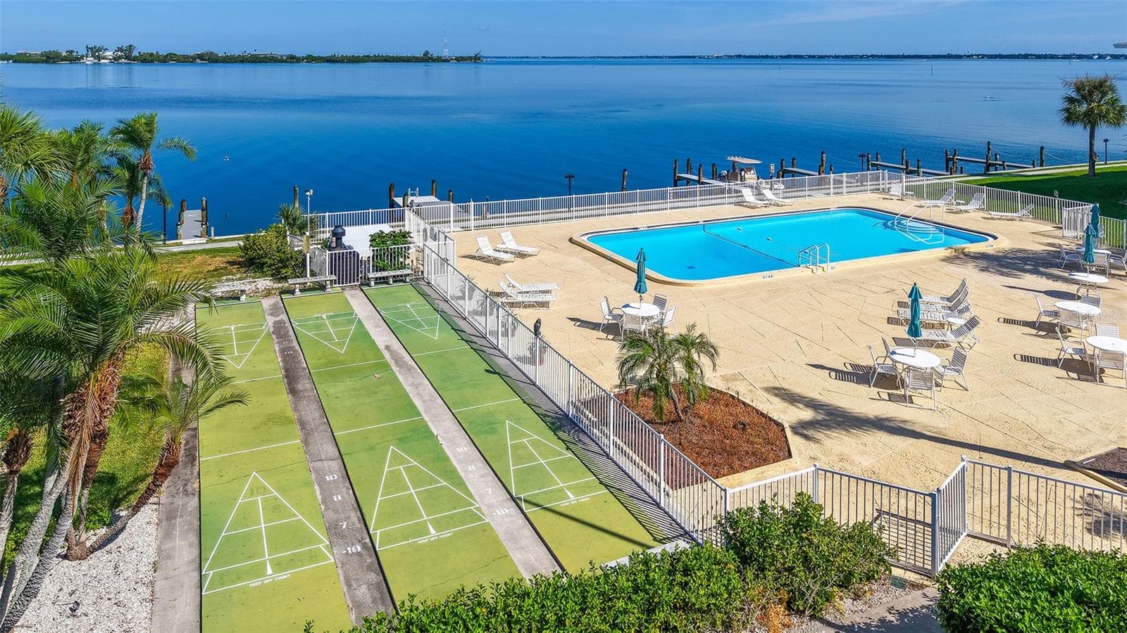 Condominium at 777 JOHN RINGLING BLVD #2, SARASOTA, photo 44 of 64
