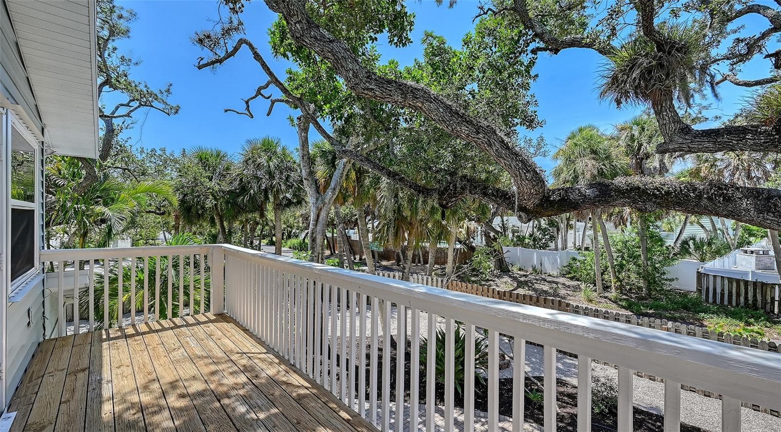 Single Family Residence at 5151 SAINT ALBANS AVE, SARASOTA, photo 34 of 88