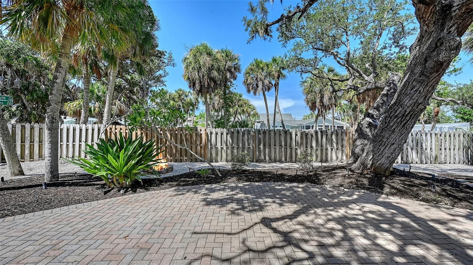 Single Family Residence at 5151 SAINT ALBANS AVE, SARASOTA, photo 66 of 88