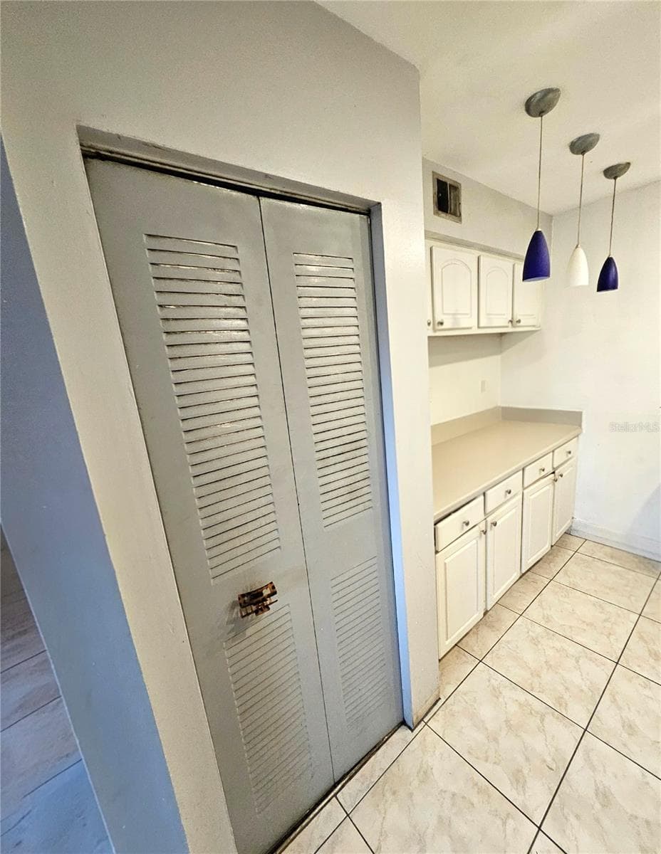 Condominium at 5084 DOWNING ST #2, ORLANDO, photo 10 of 32