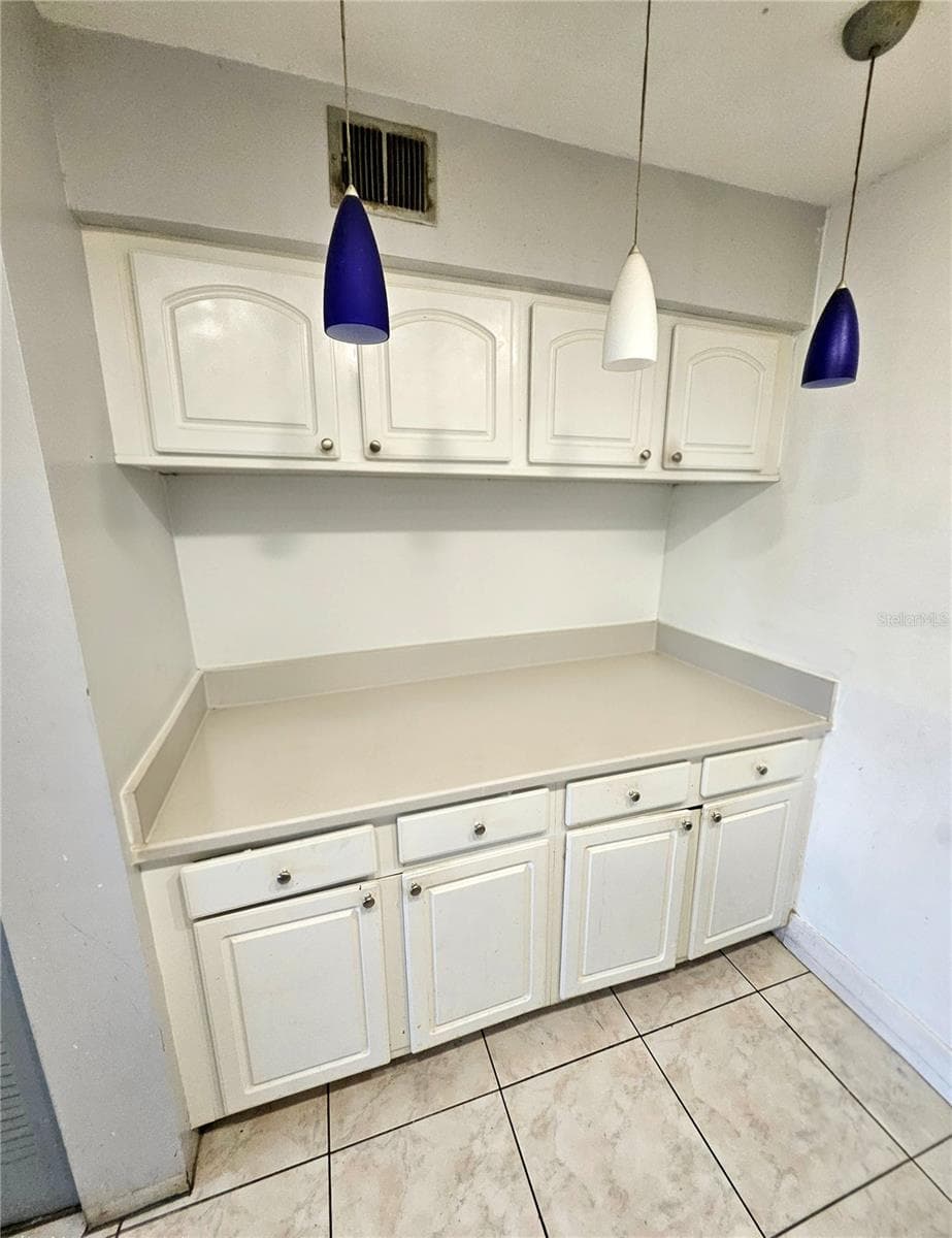 Condominium at 5084 DOWNING ST #2, ORLANDO, photo 12 of 32