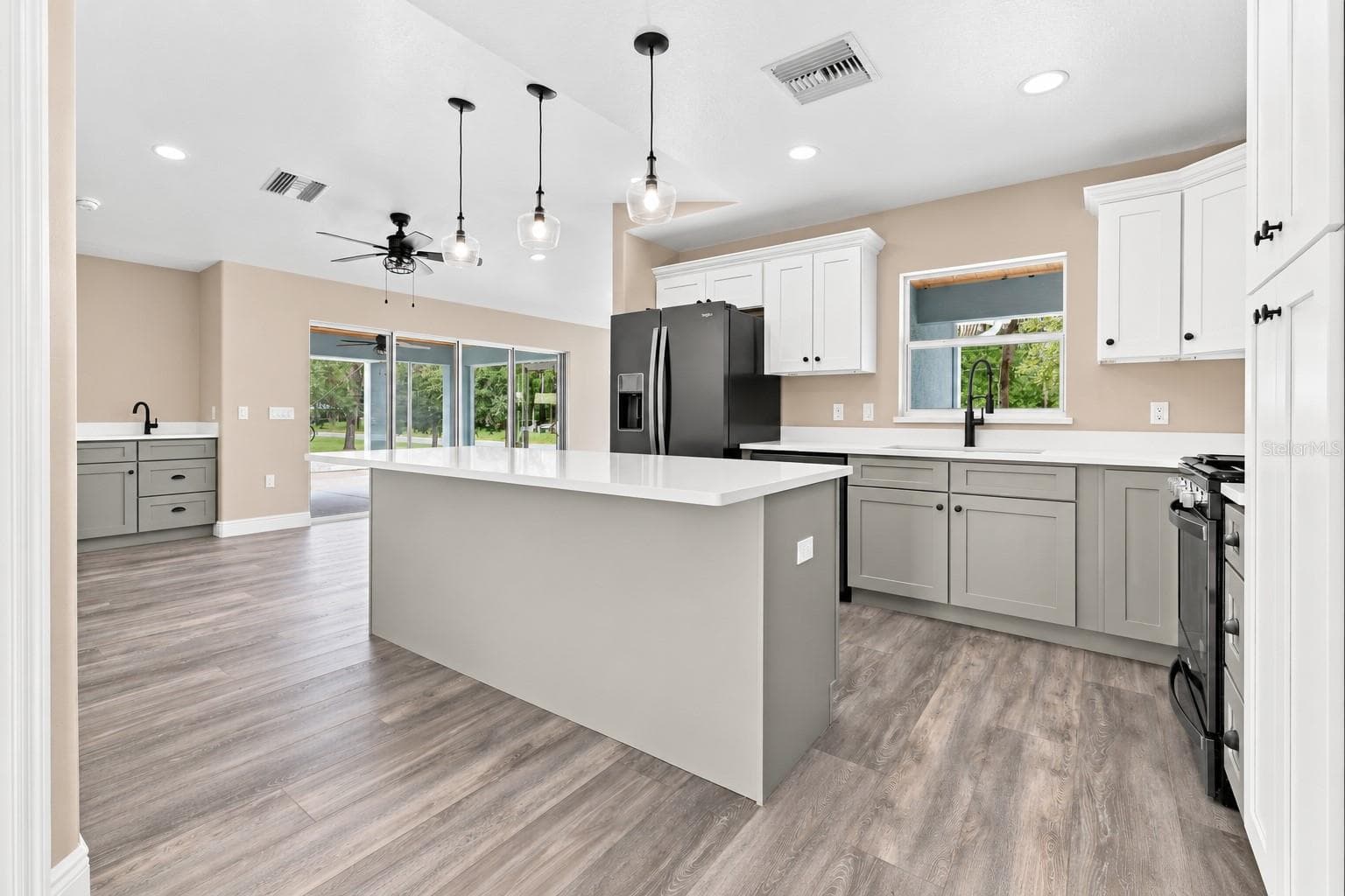 Single Family Residence at 2162 PRESTON AVE, SEBRING, photo 14 of 44