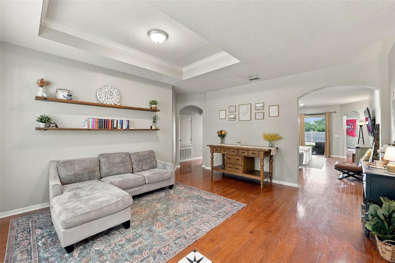 Single Family Residence at 9808 CARR RD, RIVERVIEW, photo 6 of 33