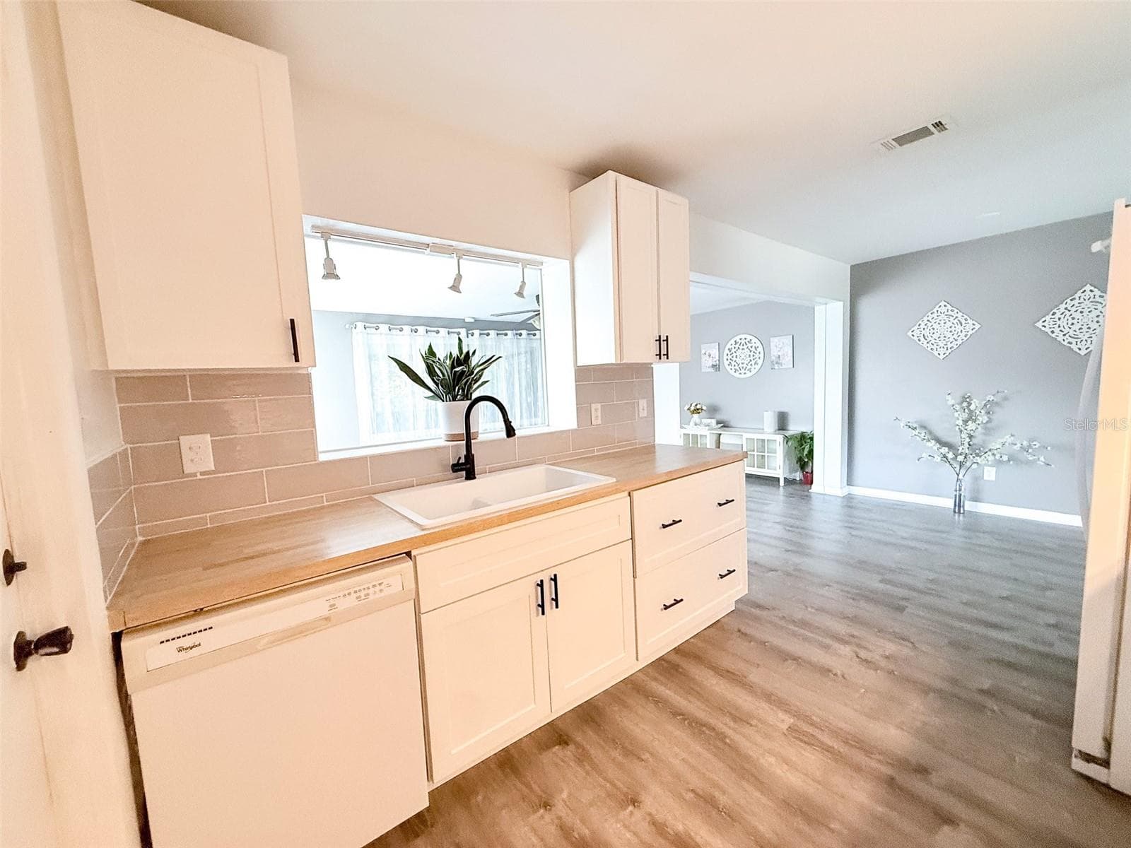 Kitchen - 102 GLEN RIDGE AVE, TEMPLE TERRACE