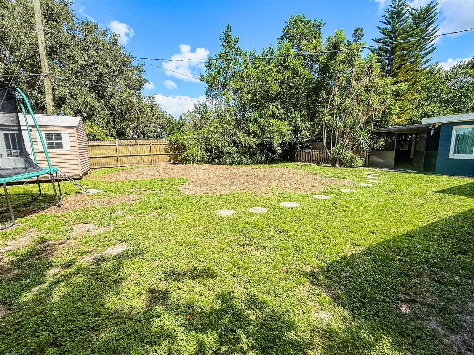 Backyard - 102 GLEN RIDGE AVE, TEMPLE TERRACE