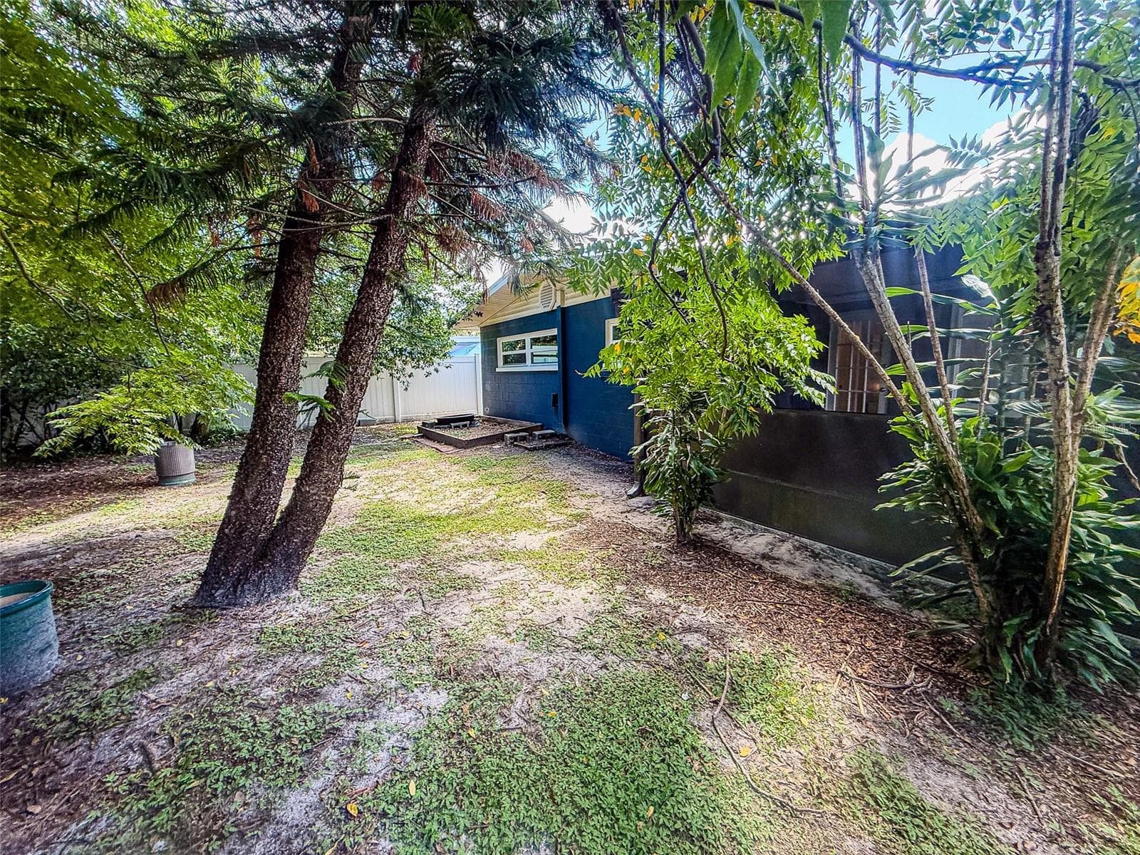 Backyard - 102 GLEN RIDGE AVE, TEMPLE TERRACE