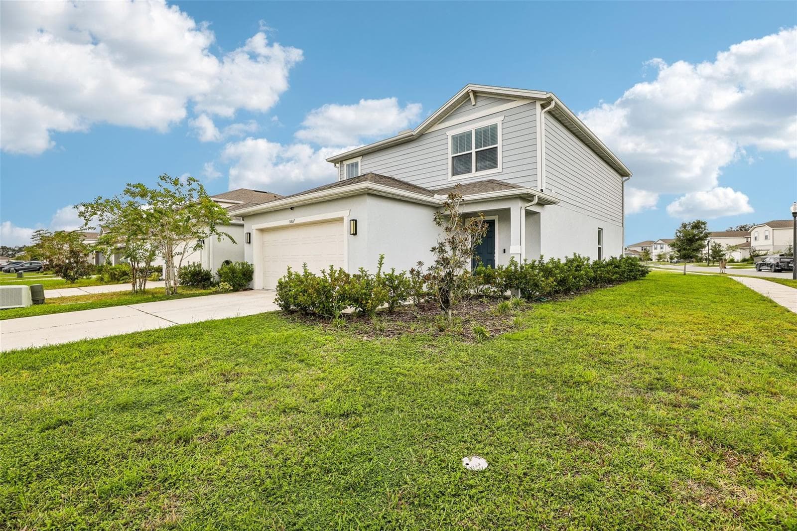 Single Family Residence at 5317 ROYAL POINT AVE, KISSIMMEE, photo 2 of 42