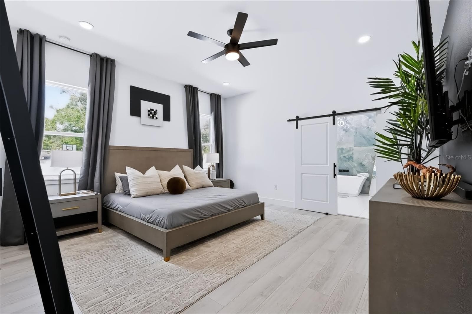Single Family Residence at 2143 W SAINT CONRAD ST, TAMPA, photo 11 of 46