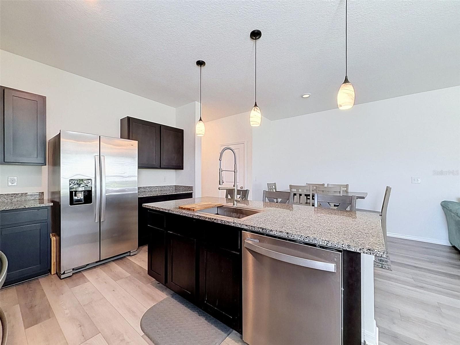 Kitchen - 16189 GLOWING GROVE AVE, ODESSA