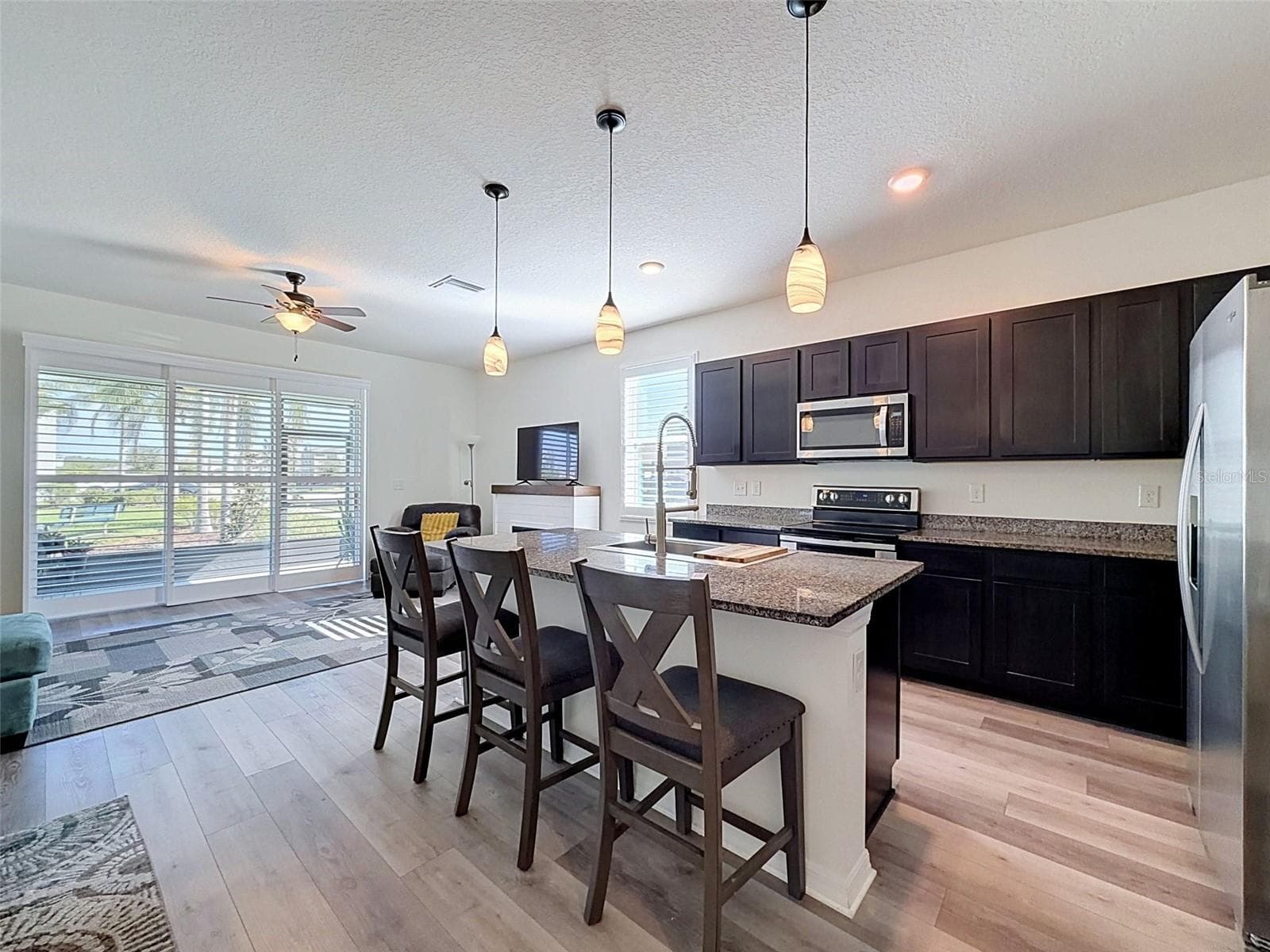 Kitchen - 16189 GLOWING GROVE AVE, ODESSA