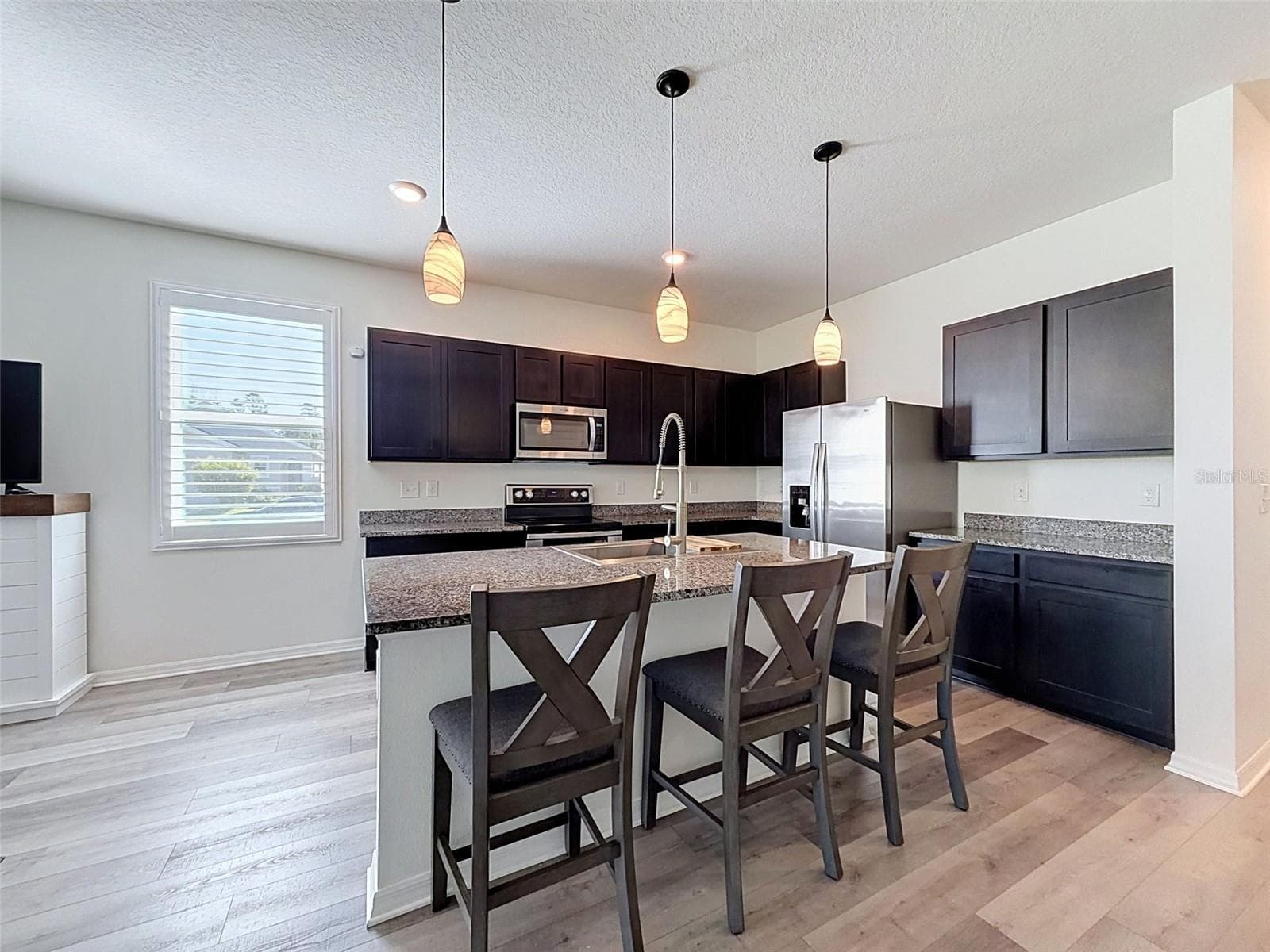 Kitchen - 16189 GLOWING GROVE AVE, ODESSA