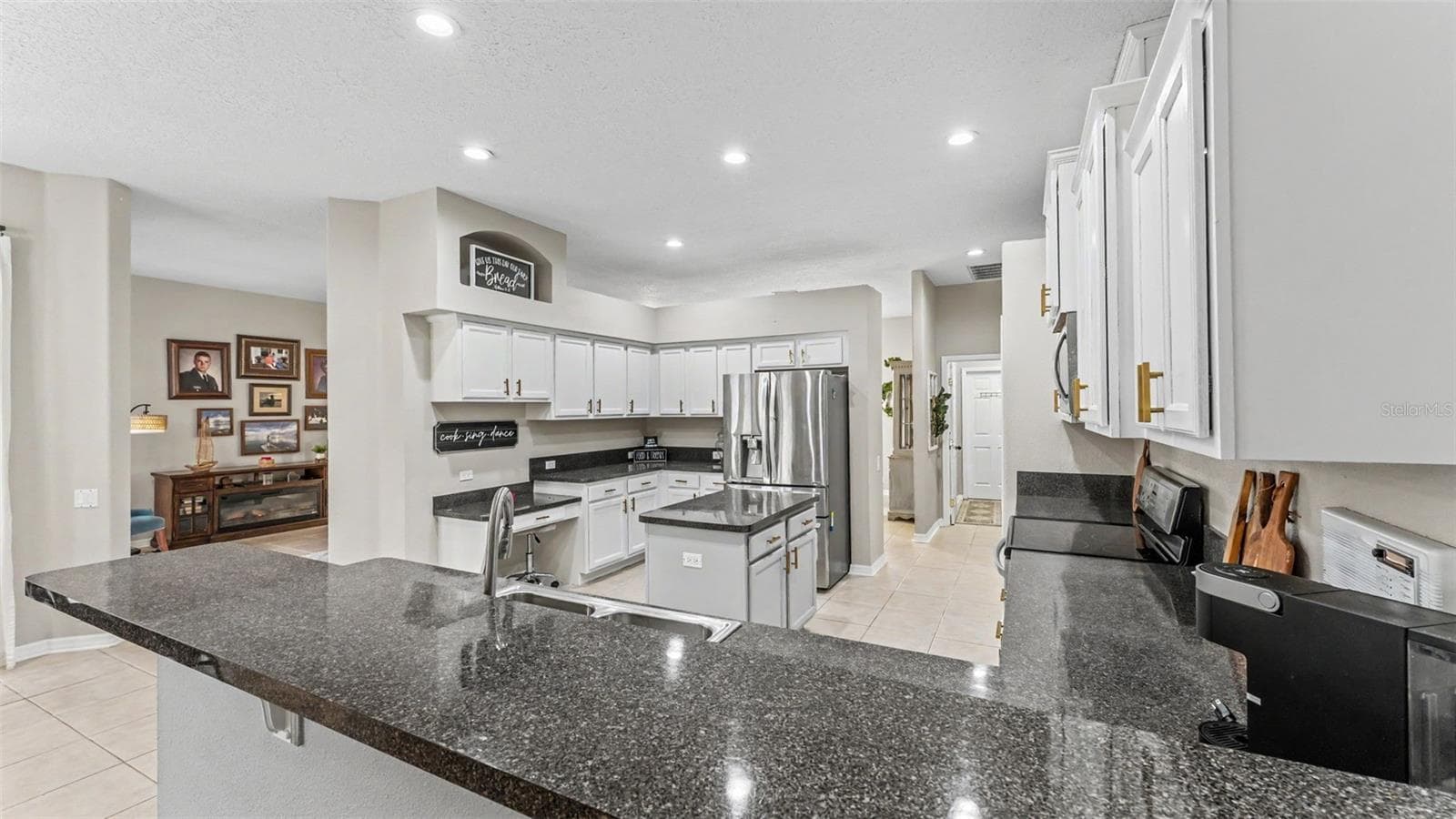 Kitchen - 2385 4TH ST, MULBERRY