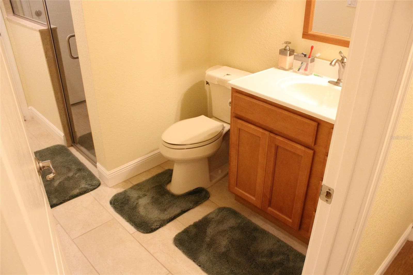Single Family Residence at 13930 SOUTHEAST 201ST TER, HAWTHORNE, photo 22 of 38