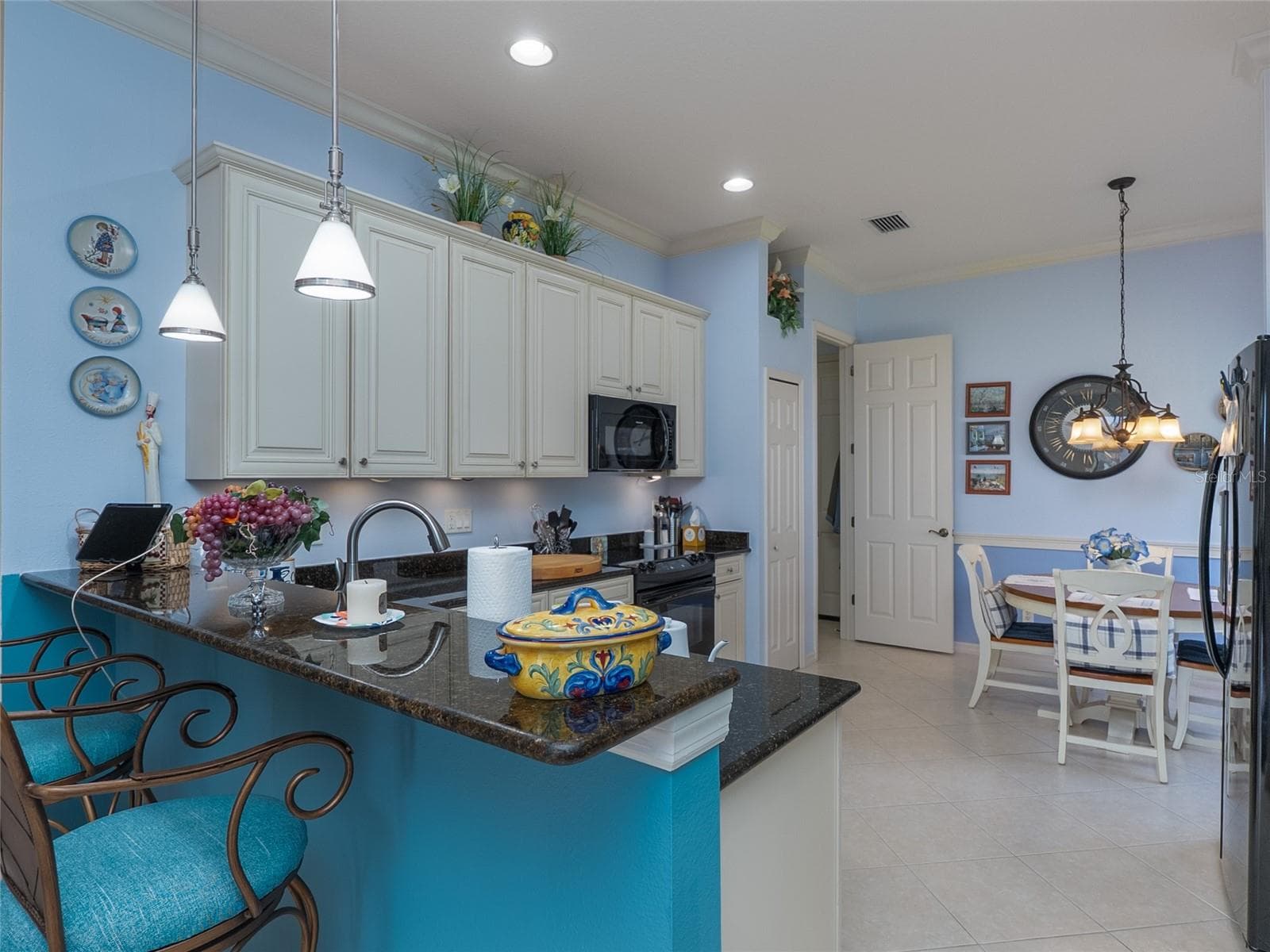 Single Family Residence at 6725 41ST STREET CIR E, SARASOTA, photo 16 of 73