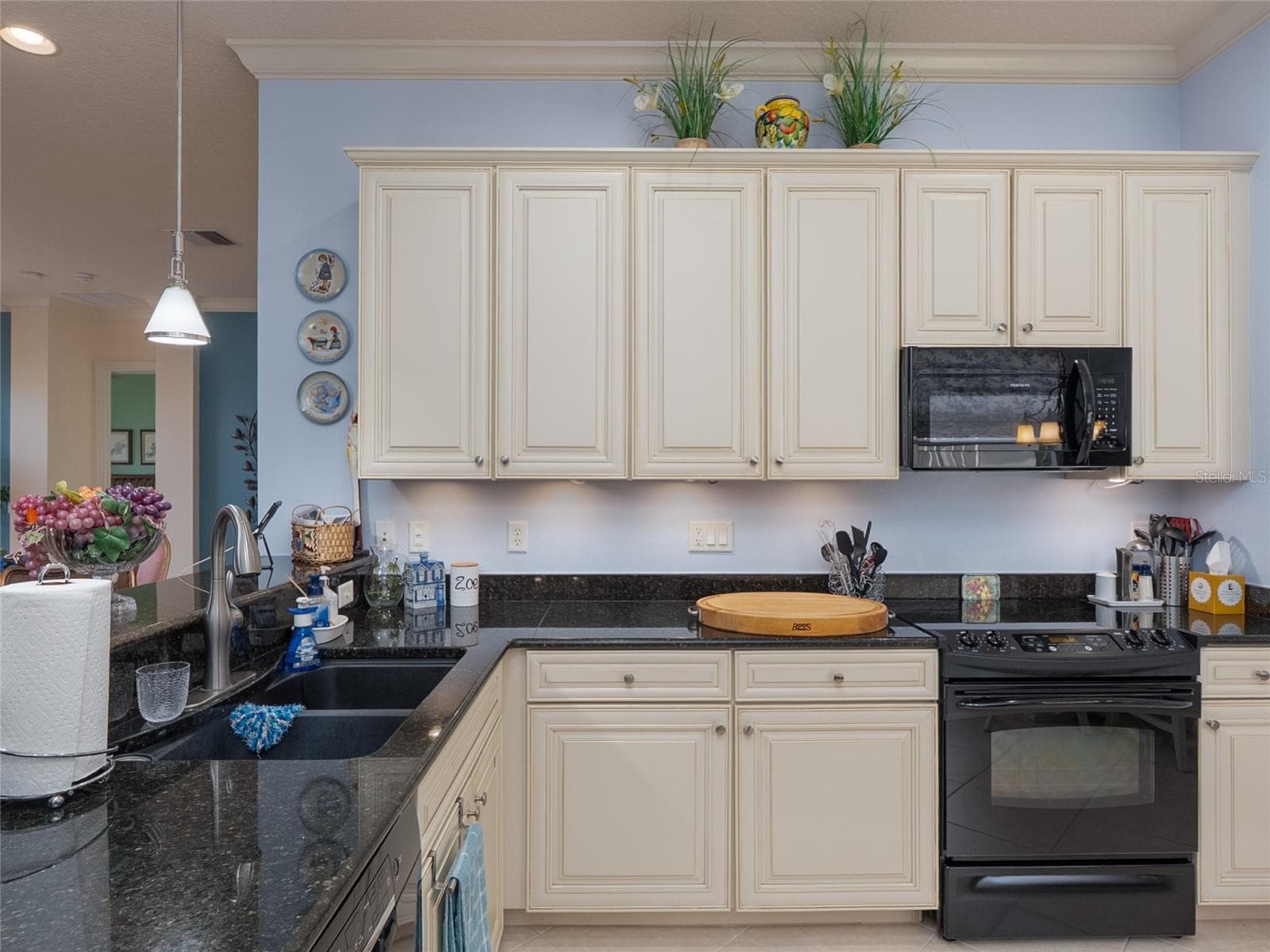 Single Family Residence at 6725 41ST STREET CIR E, SARASOTA, photo 17 of 73