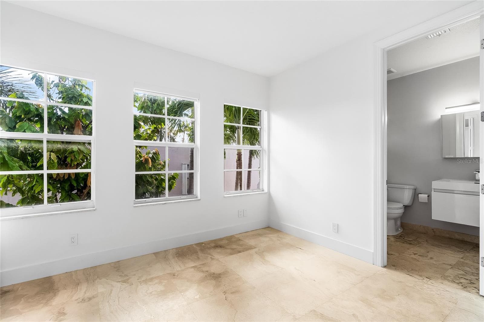 Townhouse at 2709 NE 15TH ST, FORT LAUDERDALE, photo 32 of 51