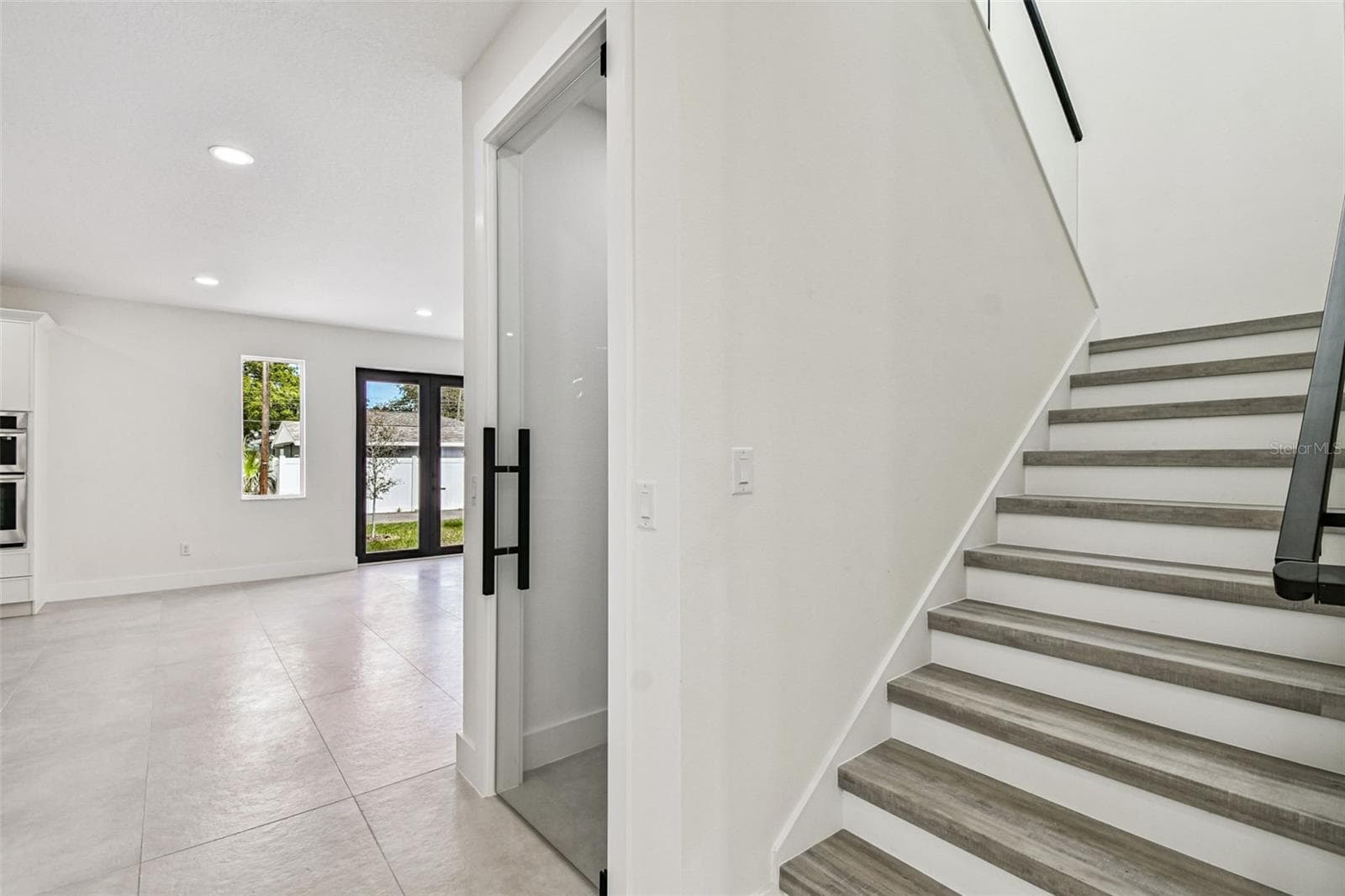 Single Family Residence at 3017 W SPRUCE ST, TAMPA, photo 31 of 76