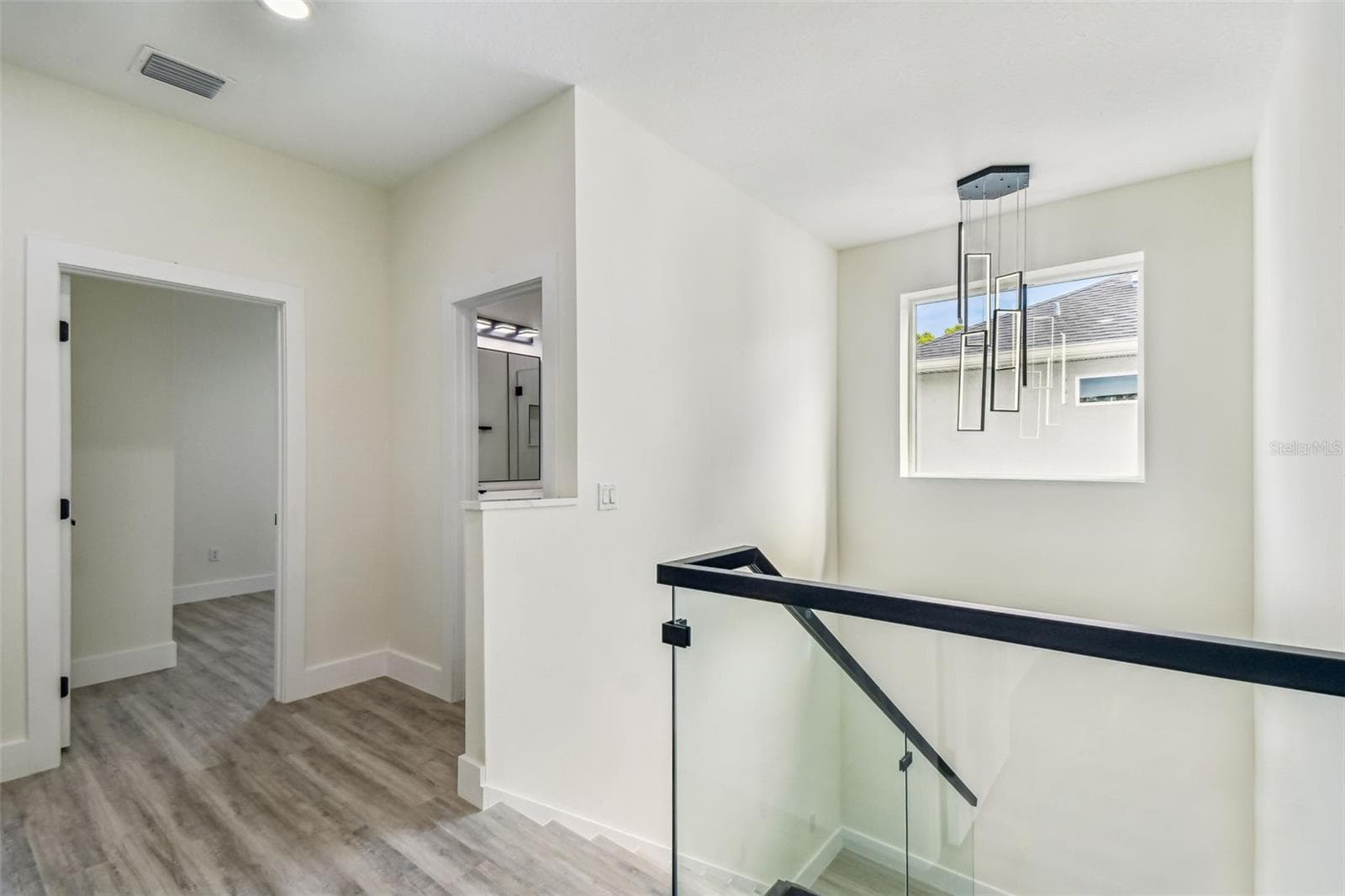 Single Family Residence at 3017 W SPRUCE ST, TAMPA, photo 35 of 76