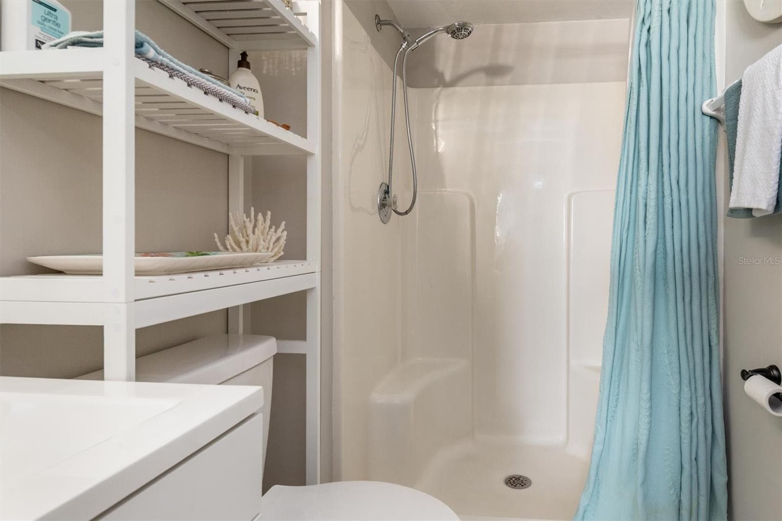EASY CARE SHOWER - 3310 LOVELAND BLVD #1105, PUNTA GORDA