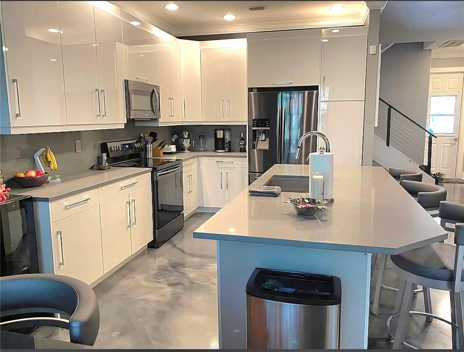 Villa at CALIENTE C F K L N G H J, LAND O LAKES, photo 2 of 19